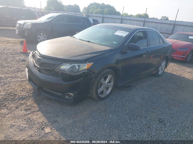 Toyota CAMRY SE 2014 4T1BF1FK3EU750073 Image 2