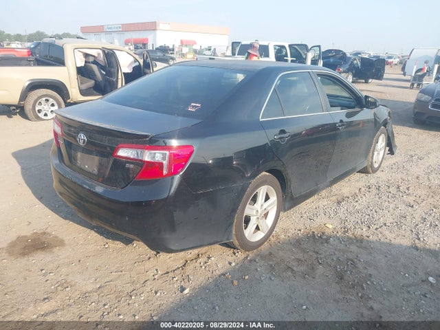 Toyota CAMRY SE 2014 4T1BF1FK3EU750073 Image 4