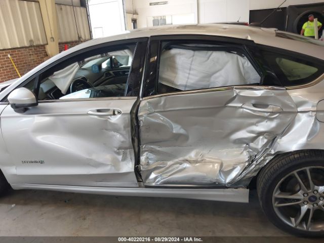3FA6P0LU7JR208906 Ford Fusion Hybrid Se