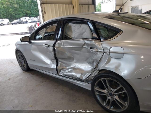 3FA6P0LU7JR208906 Ford Fusion Hybrid Se