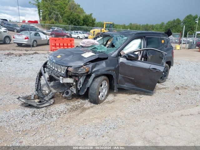 3C4NJCBB8NT119573 Jeep Compass Latitude Fwd