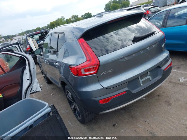 YV4162UK7K2061876 Volvo Xc40 T5 Momentum