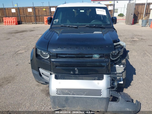 SALEK7RX3M2044540 Land Rover Defender 110 Standard