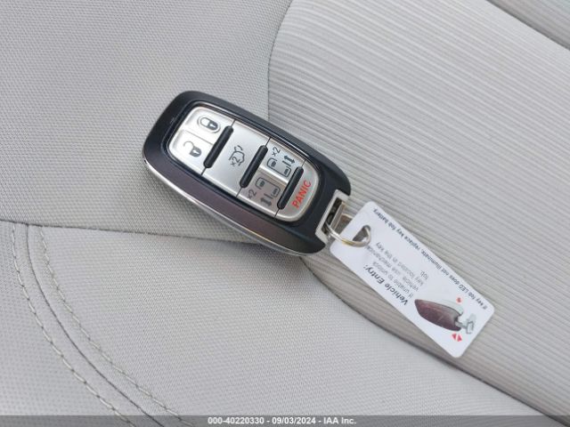 2C4RC1DG3HR578929 Chrysler Pacifica Touring