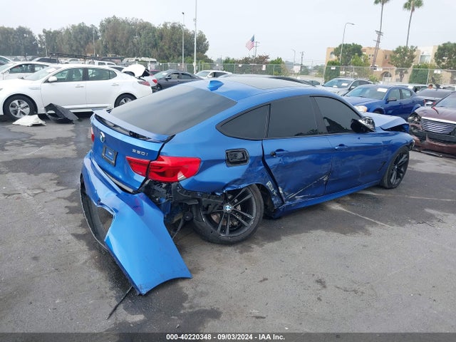 BMW 330i Gran Turismo Xdrive 2017 WBA8Z9C55HG452739 Image 4