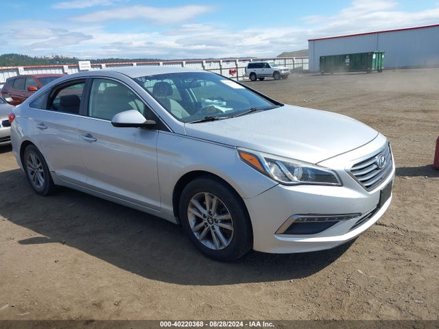 Hyundai SONATA SE 2015 5NPE24AF8FH188871 Image 1