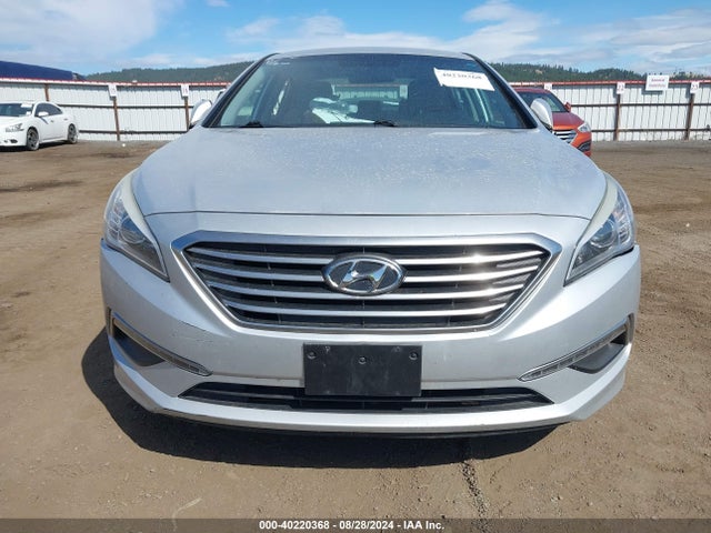 Hyundai SONATA SE 2015 5NPE24AF8FH188871 Image 6