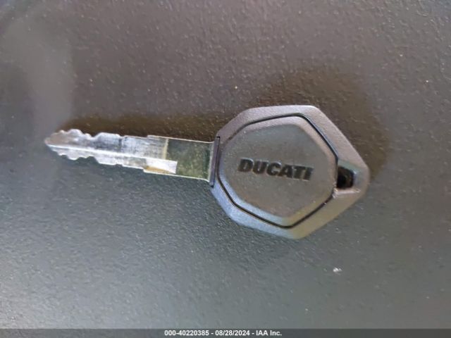 2022 DUCATI SUPERSPORT ZDMVABDS5NB002787 Photo 10