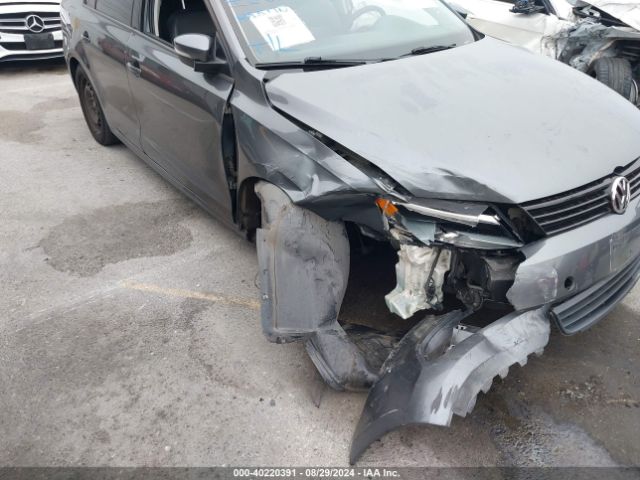 3VWD17AJ0EM238298 Volkswagen Jetta 1.8t Se