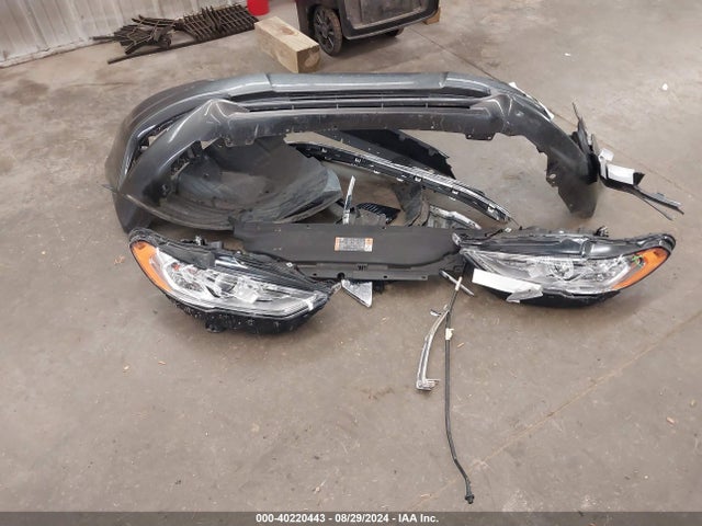 Ford Fusion Titanium 2018 3FA6P0D9XJR188466 Image 12