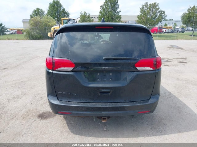Chrysler Pacifica Touring L Plus 2018 2C4RC1EG2JR174315 Image 15