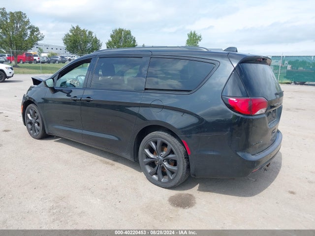 2C4RC1EG2JR174315 Chrysler Pacifica Touring L Plus