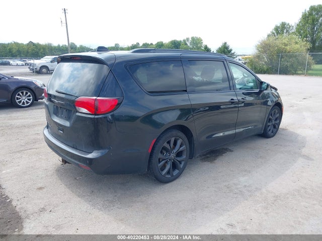 2C4RC1EG2JR174315 Chrysler Pacifica Touring L Plus