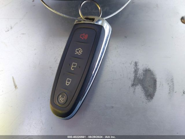 1FADP3N25FL314670 Ford Focus Titanium