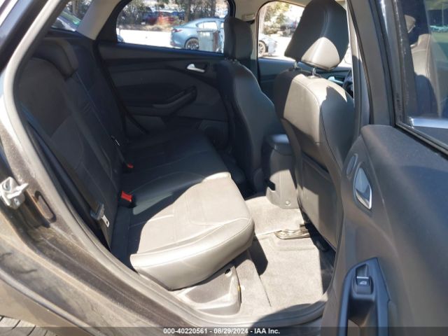 1FADP3N25FL314670 Ford Focus Titanium