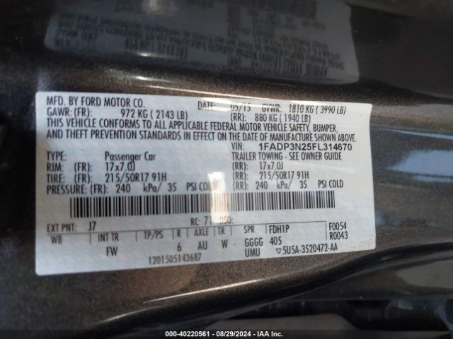 1FADP3N25FL314670 Ford Focus Titanium