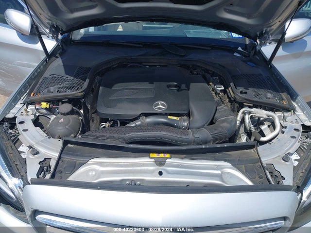 W1KWF8DB7MR625490 Mercedes-Benz C 300 Sedan