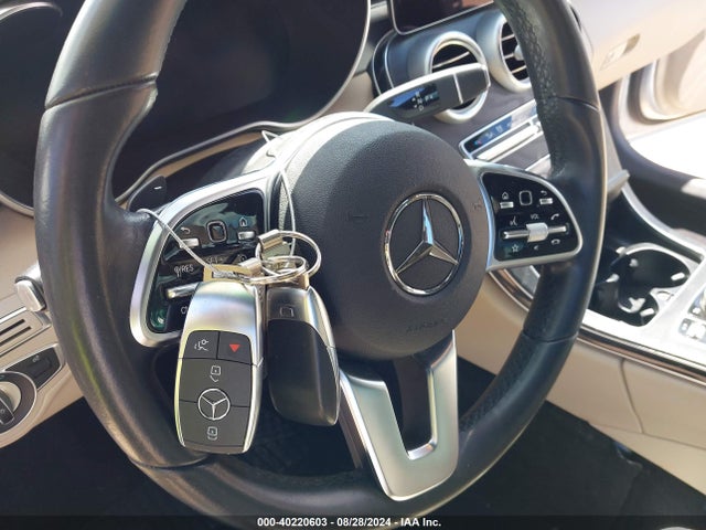 W1KWF8DB7MR625490 Mercedes-Benz C 300 Sedan