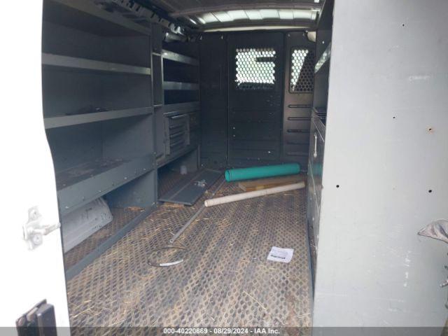 1GCWGAFG7J1905444 Chevrolet Express 2500 Work Van