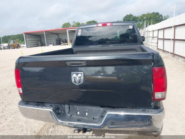 1C6RR6FT1JS340563 RAM 1500 Tradesman Quad Cab 4x2 6'4 Box