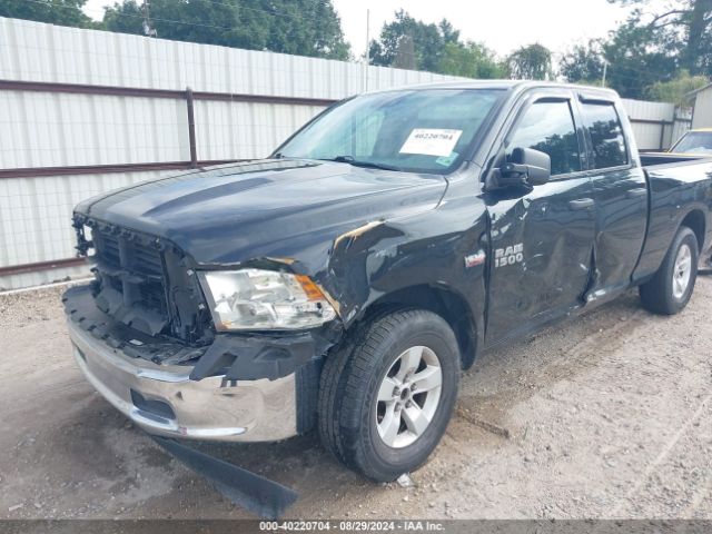1C6RR6FT1JS340563 RAM 1500 Tradesman Quad Cab 4x2 6'4 Box
