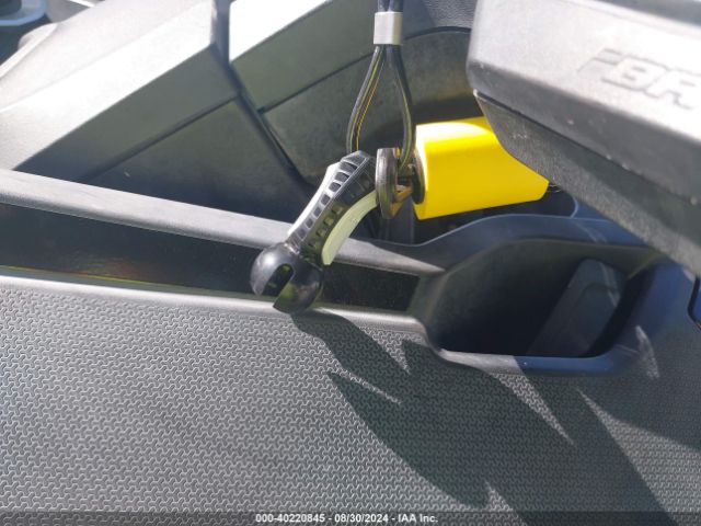 2020 SEADOO SEADOO YDV57774C020      Photo 10