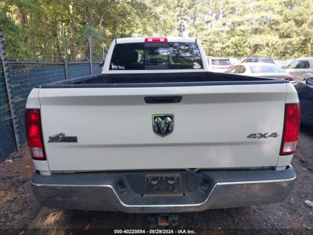 3C6UR5JL7JG404737 RAM 2500 Big Horn  4x4 8' Box