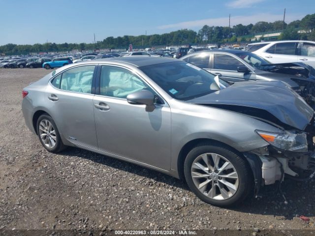 JTHBW1GG9F2080670 Lexus ES 300H