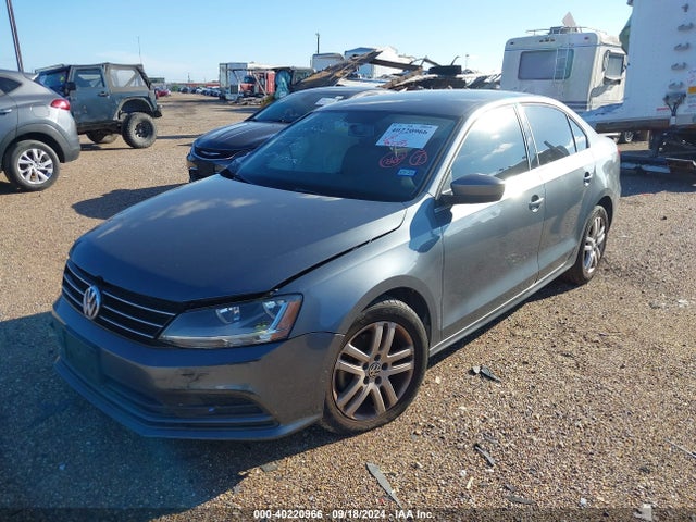 3VW2B7AJ2HM352733 Volkswagen Jetta 1.4t S