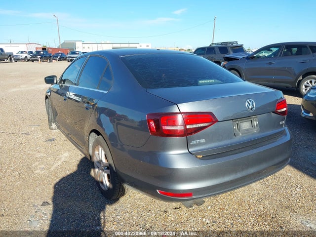 3VW2B7AJ2HM352733 Volkswagen Jetta 1.4t S