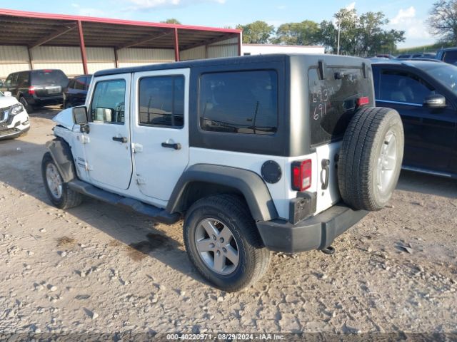 1C4BJWDG8FL694007 Jeep Wrangler Unlimited Sport