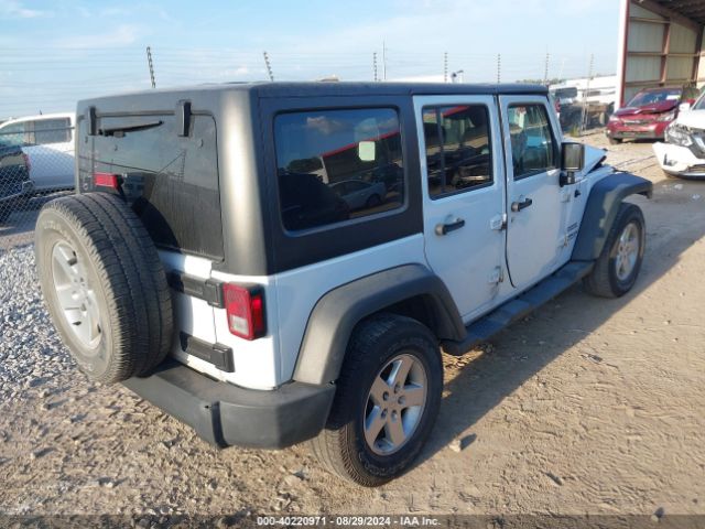 1C4BJWDG8FL694007 Jeep Wrangler Unlimited Sport