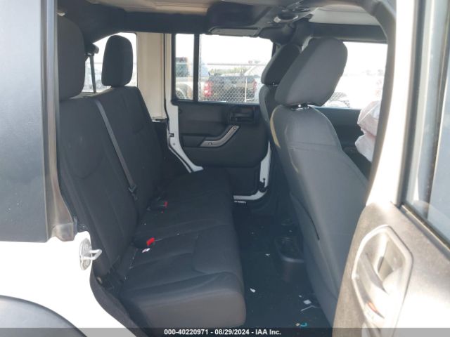 1C4BJWDG8FL694007 Jeep Wrangler Unlimited Sport