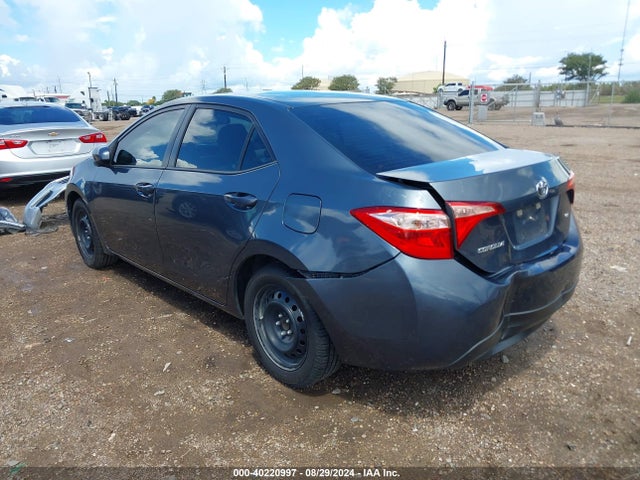 Toyota COROLLA LE 2018 5YFBURHE0JP806395 Image 3