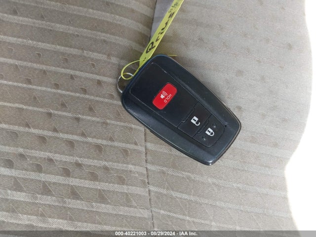 Toyota Prius Two 2016 JTDKBRFU5G3510757 Image 11