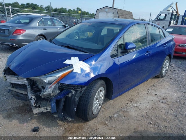 Toyota Prius Two 2016 JTDKBRFU5G3510757 Image 2
