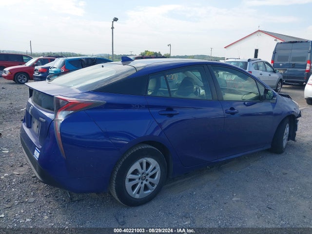 Toyota Prius Two 2016 JTDKBRFU5G3510757 Image 4