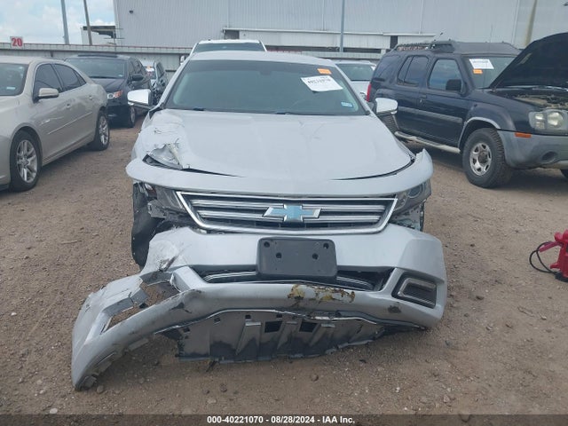 Chevrolet IMPALA 1LT 2017 2G1105SA1H9130970 Image 12