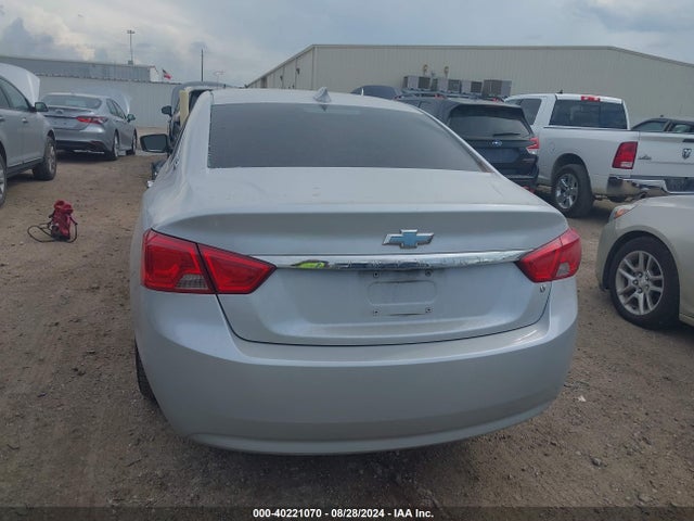 Chevrolet IMPALA 1LT 2017 2G1105SA1H9130970 Image 16
