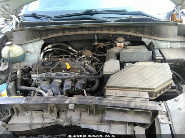 40221178 :رقم المزاد ، KM8J33A42GU179915 vin ، 2016 Hyundai Tucson Se مزاد بيع