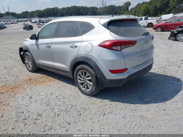 40221178 :رقم المزاد ، KM8J33A42GU179915 vin ، 2016 Hyundai Tucson Se مزاد بيع