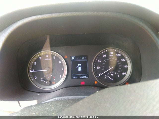 40221178 :رقم المزاد ، KM8J33A42GU179915 vin ، 2016 Hyundai Tucson Se مزاد بيع