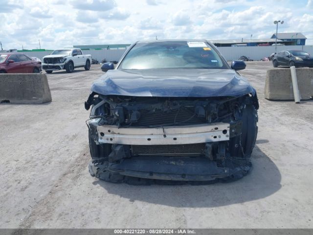 4T1B11HK2JU558245 Toyota CAMRY SE