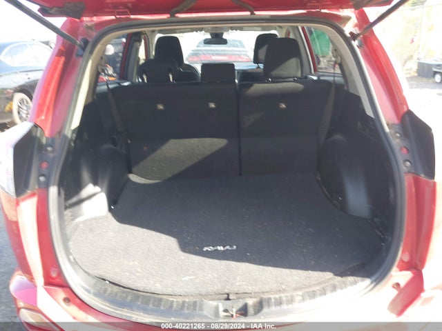 Toyota RAV4 LE 2017 JTMZFREV1HJ130907 Image 8