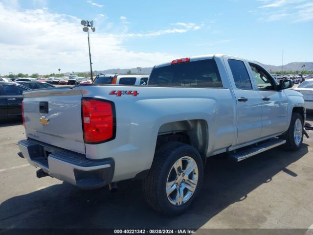 1GCVKPECXJZ366296 Chevrolet Silverado 1500 Custom