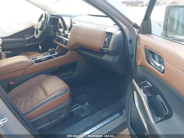 5N1DR3DJ8NC261700 Nissan Pathfinder Platinum 4wd