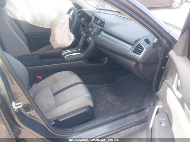 Honda Civic Lx 2017 2HGFC2F51HH564443 Image 5
