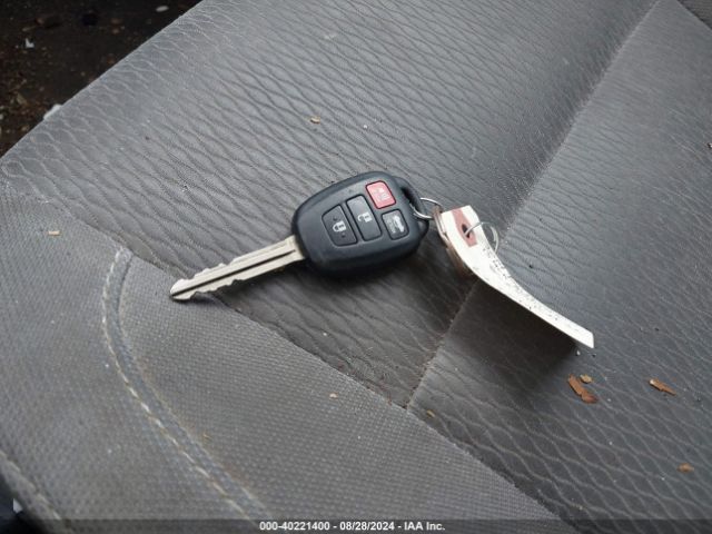 2T1BURHE9FC318280 Toyota Corolla Le Plus