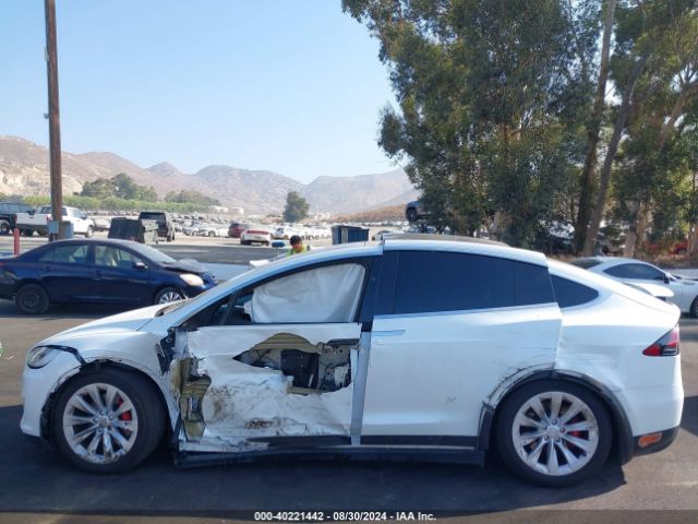 5YJXCBE49KF182119 Tesla Model X P100d/performance