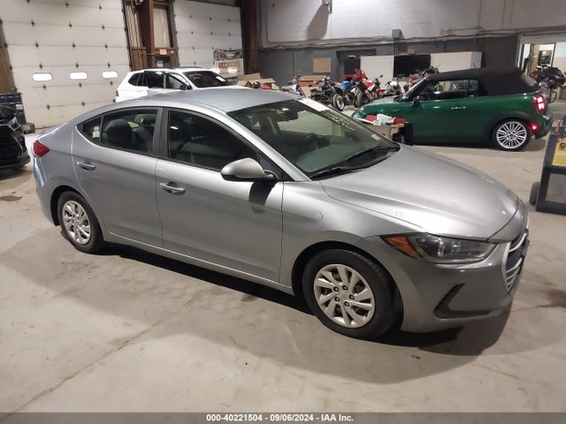 Hyundai ELANTRA SE 2017 5NPD74LF3HH199502 Image 1